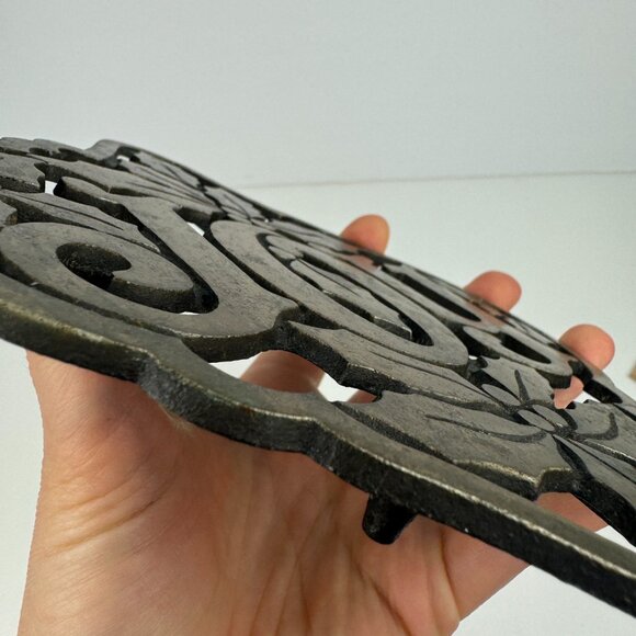 Vintage Avon Trivet Christmas Holiday Joy Holly Brass Copper Cast Iron Dining - Picture 9 of 9